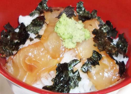 鯛の漬け丼／鯛茶漬け